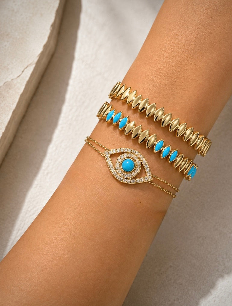 Mini Eye Stud Earrings in 18K Gold