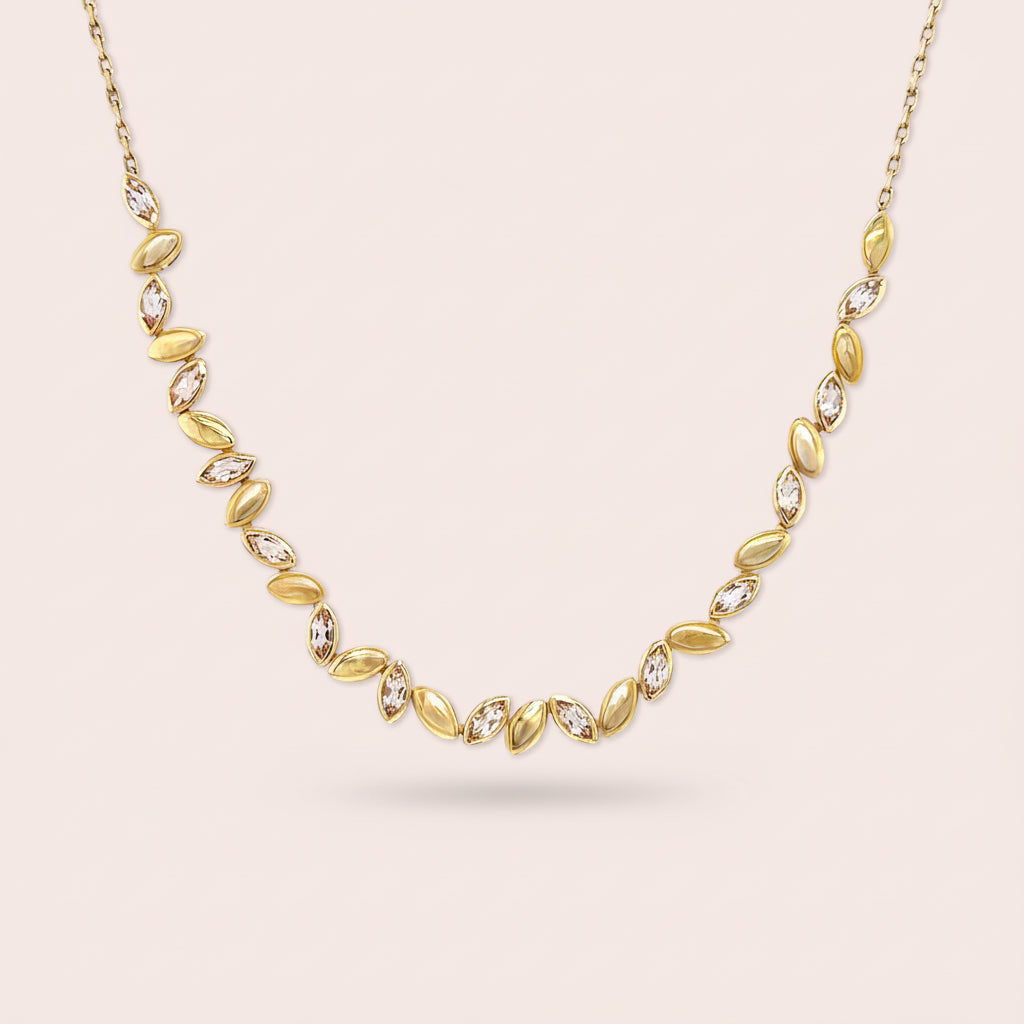 Navette Necklace with Morganite in 18K Gold