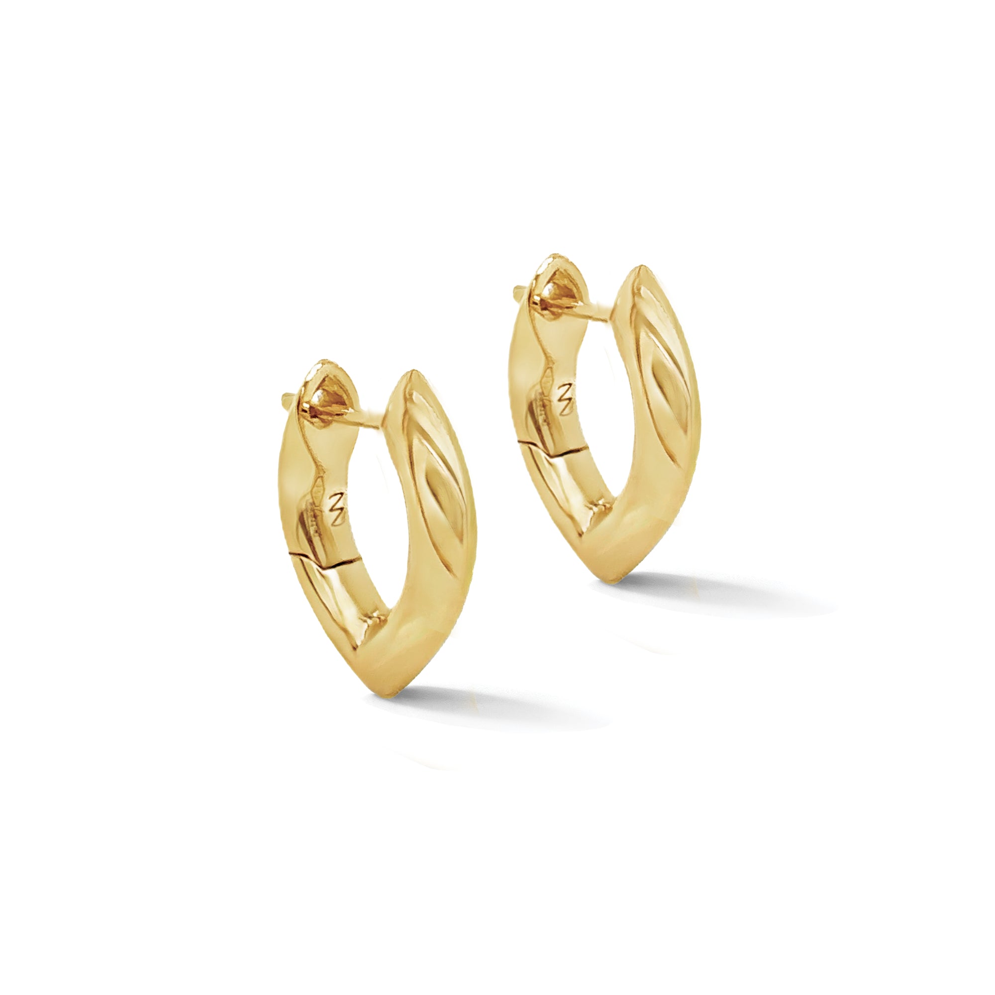 Eye Link Yellow Gold Earrings